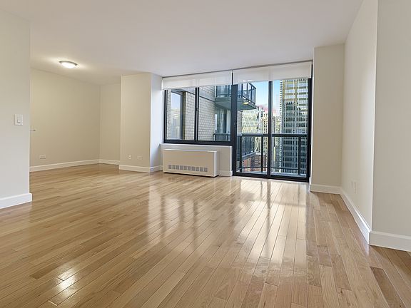 4th image of 235 W 48th St APT 36A