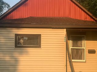 804 Kelly Ave NE, Devils Lake, ND 58301