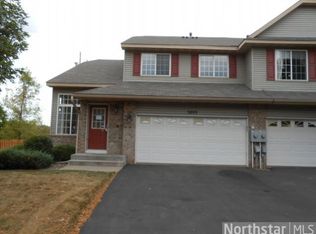 9899 Hamlet Ln S, Cottage Grove, MN 55016