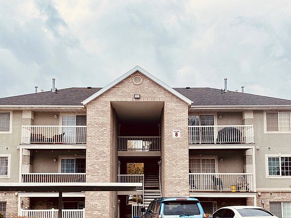 3rd image of 1501 N 1285 W #95