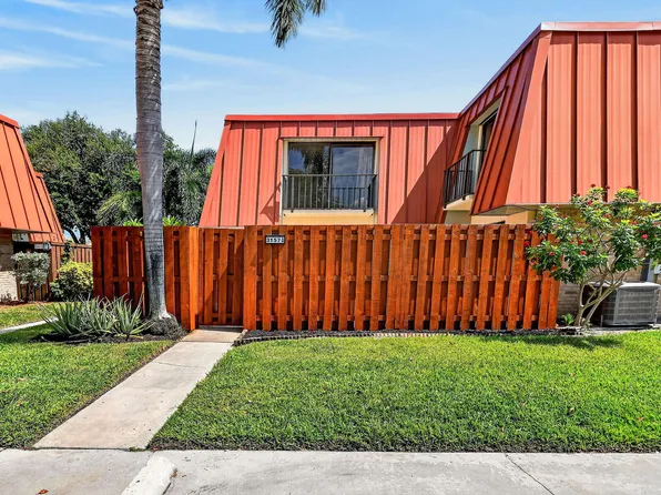 3157 Meridian Way S #A, Palm Beach Gardens, FL 33410