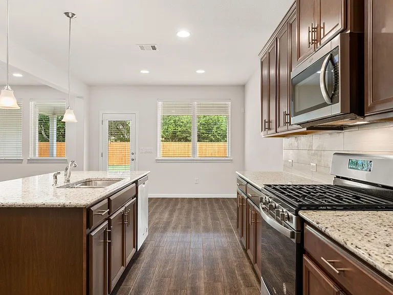 4512 Arques Ave — Photo 11
