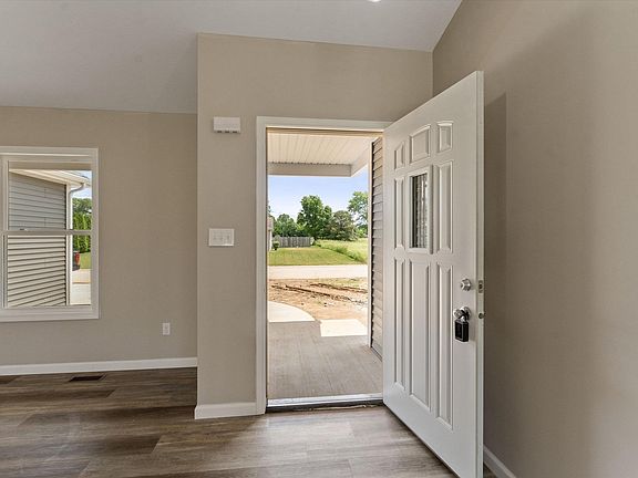 3rd image of 1205 Staceys Meadow Ln