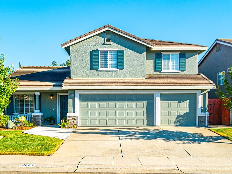 1st image of 2557 Avocet Way