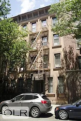 341 East 77th Street in Lenox Hill