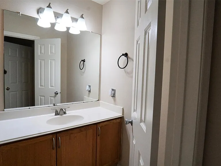 6422 Founding Dr — Photo 12