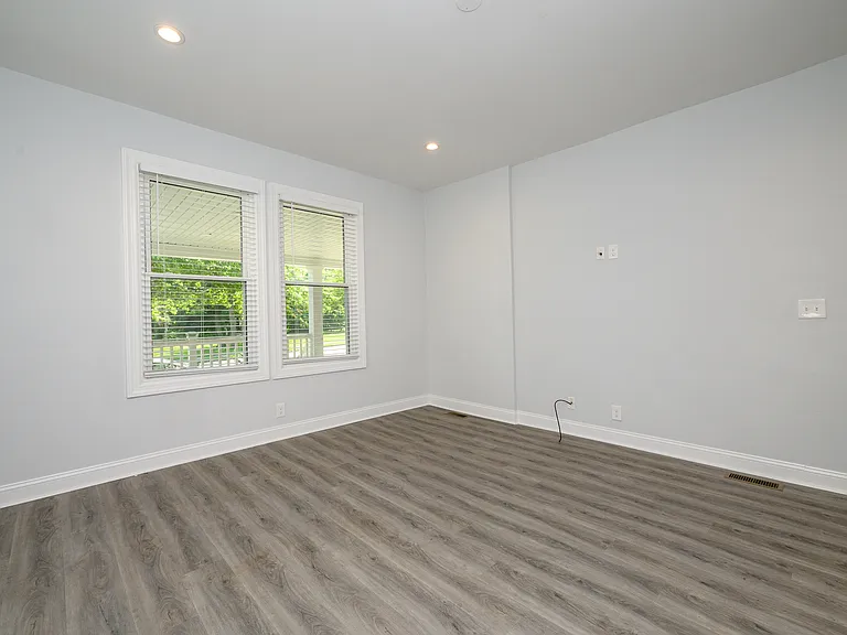32 Woodland Ave #1 — Photo 12