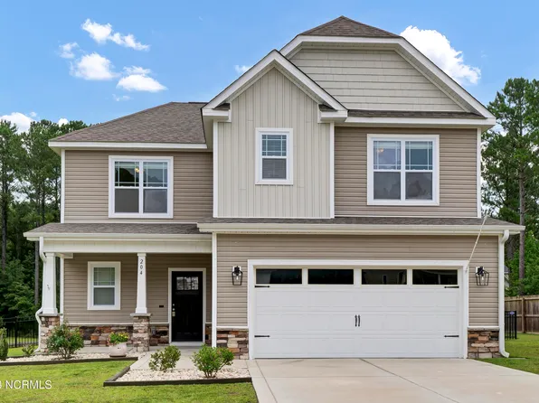 204 Seneca Court, Holly Ridge, NC 28445