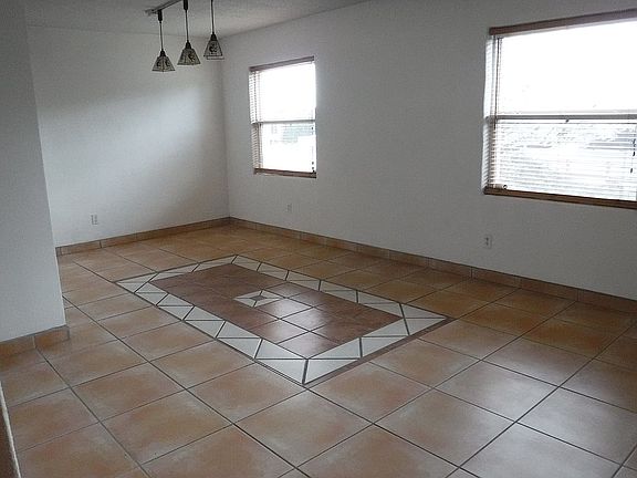 3rd image of 2319 Anna Jean Ct