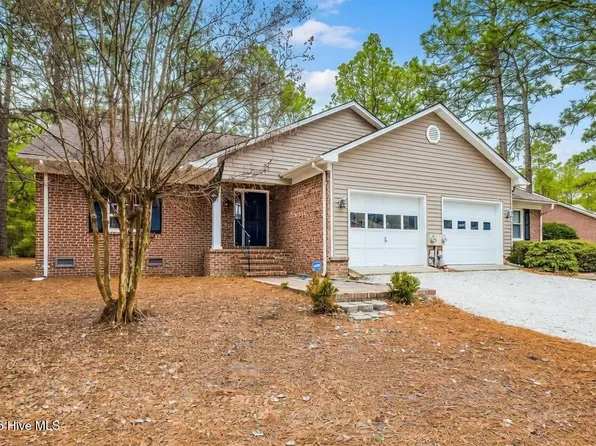 101 Laforet Court, Aberdeen, NC 28315