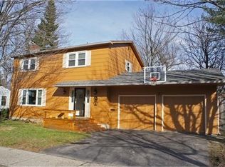 155 Pleasant Ave, Burlington, VT 05408
