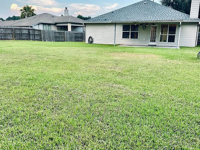 21604 Horseshoe Dr — Photo 17