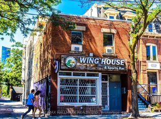 420 Parliament St #1, Toronto, ON M5A3A2
