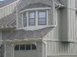 1255 N Petzold Dr, Olathe, KS 66061