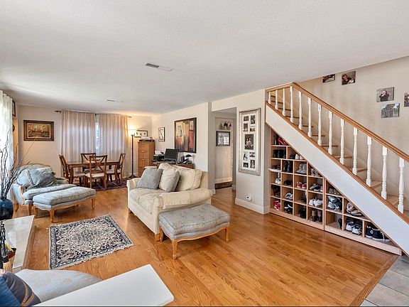 3rd image of 6306 Mayo Dr