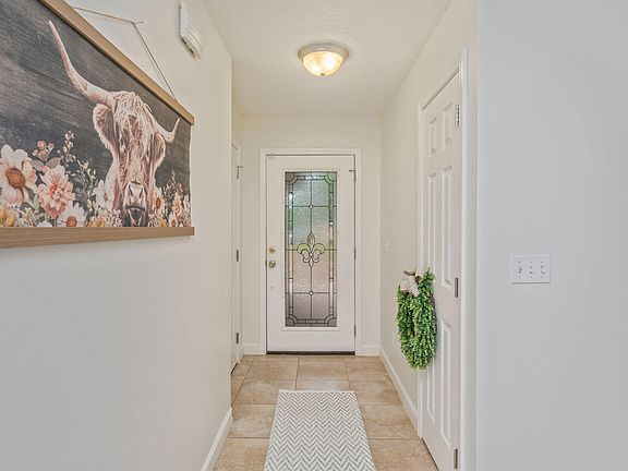 3rd image of 202 Paschel Ave