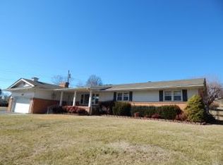 247 Dumfries Rd, Bristol, TN 37620