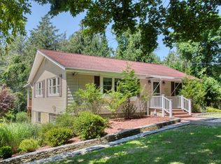 685 Greenway W, Orient, NY 11957
