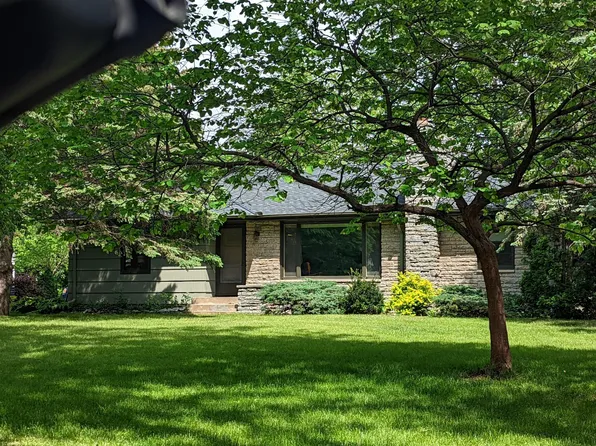 2635 Burd Pl, Saint Louis Park, MN 55426