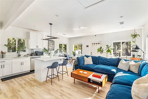 6029 Eleanor Ave Photo 1