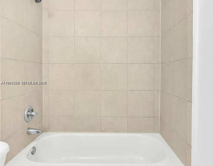 140 S Dixie Hwy #810 — Photo 19