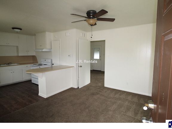 4th image of 1605 N W S Young Dr APT B