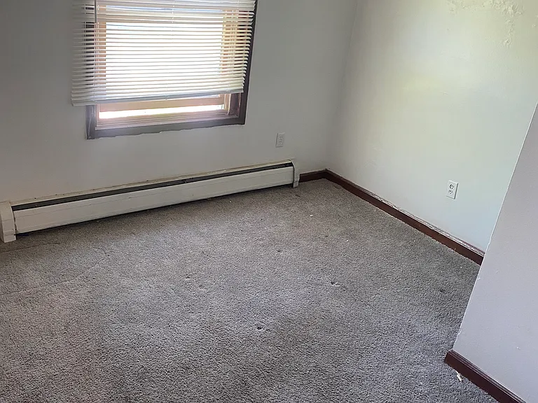 230 Citizens Ave #1 — Photo 4