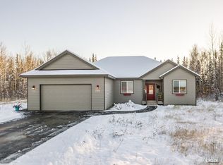 3450 W Lynn Cir, Wasilla, AK 99654