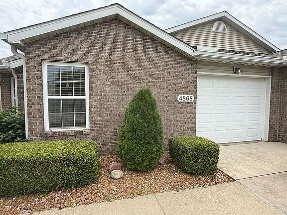 2nd image of 4868 Arbor Ct