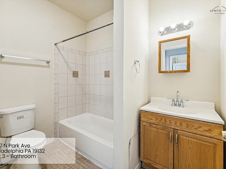 2217 N Park Ave #3C — Photo 7