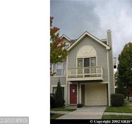 Huge Corner-End TH w/over 1850 sq.ft.