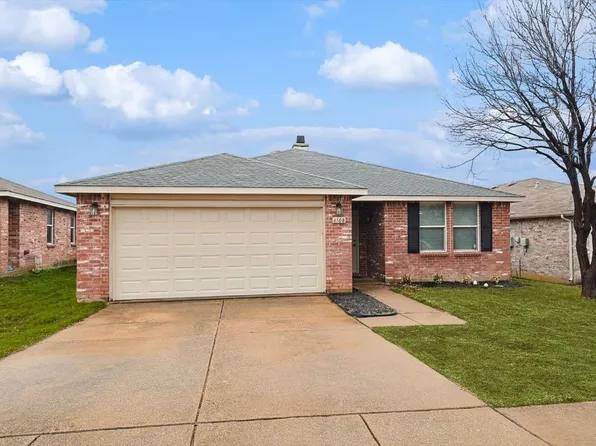 6108 Countess Ln, Denton, TX 76210