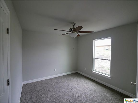 3rd image of 1813 Fawn Creek St