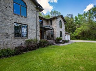 51303 Courtyard Ln, Elkhart, IN 46514