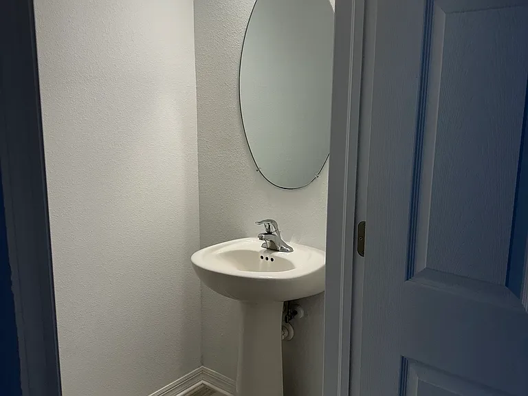 29881 Southwell Ln — Photo 3