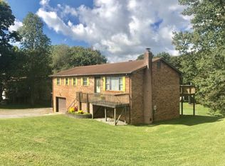 111 Valley Place Dr, Gray, TN 37615