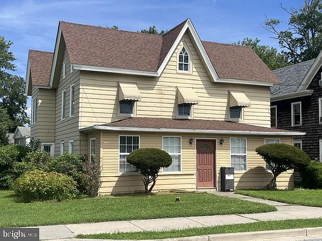 1st image of 113 Broad St