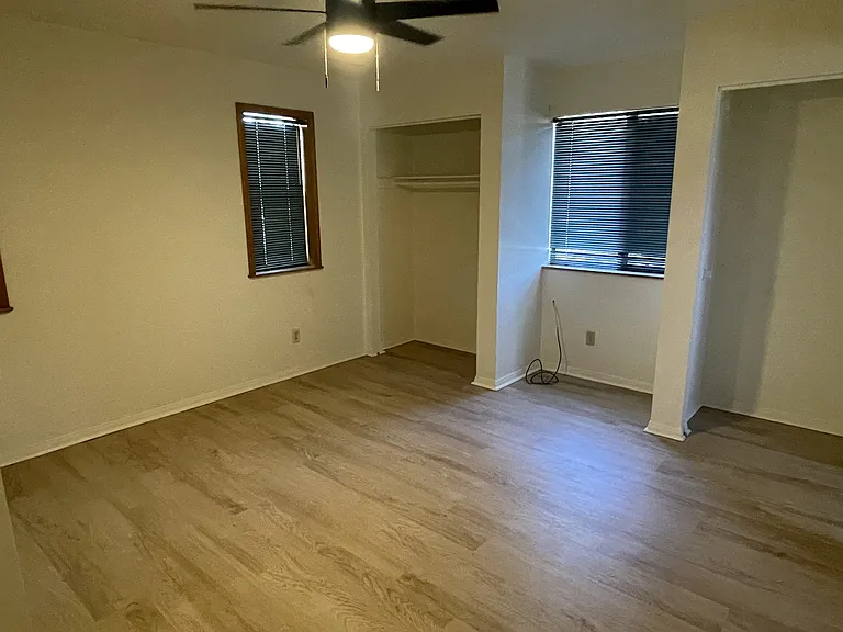 119 S Paseo Del Flag — Photo 8