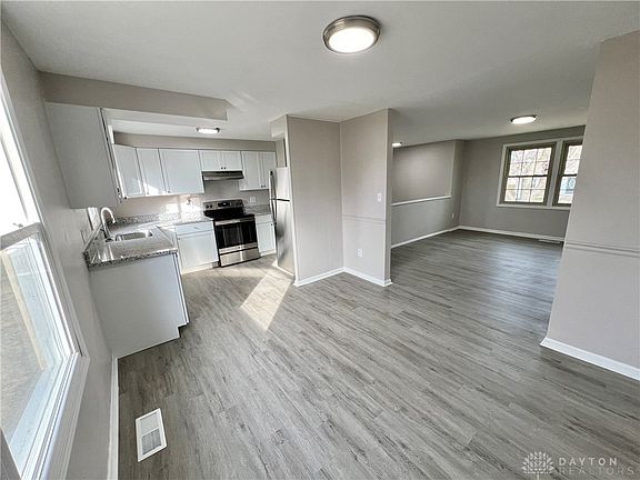 4th image of 693 Hile Ln