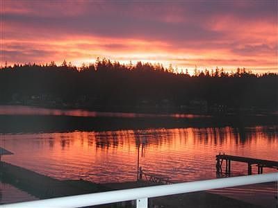 Beautiful Sunrise on Lake