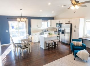 7676 N Snowy Owl Rd, Eagle Mountain, UT 84005