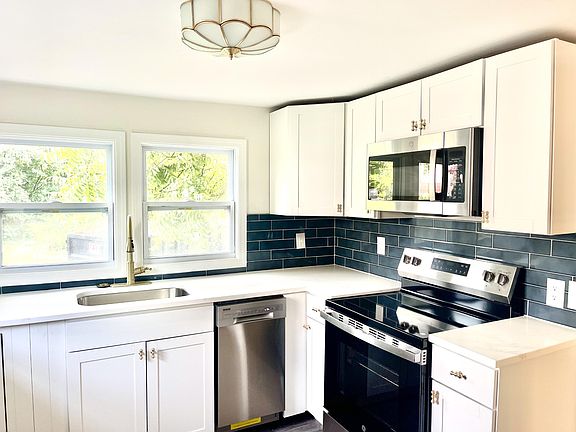 5th image of 317 Lynn Ave