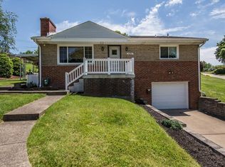 4993 Willow Dr, Pittsburgh, PA 15236