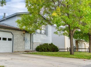 2911 Harder Dr, Gillette, WY 82718
