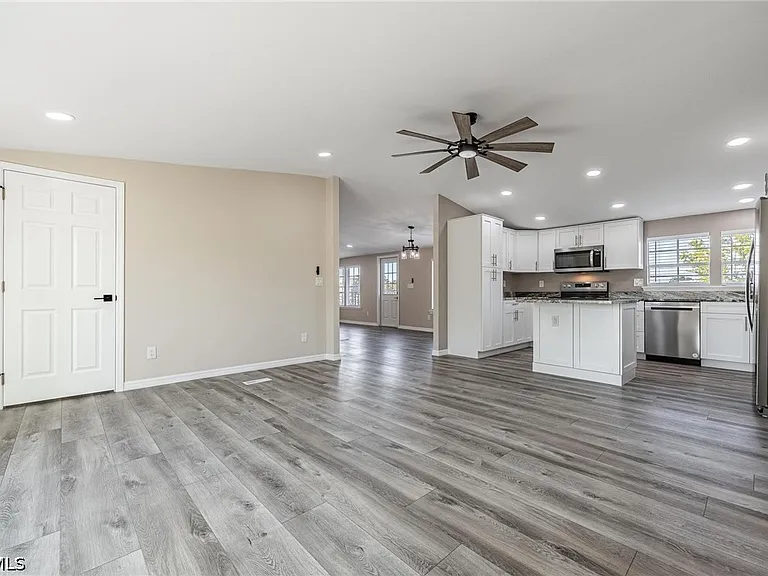17700 Pronghorn St — Photo 14