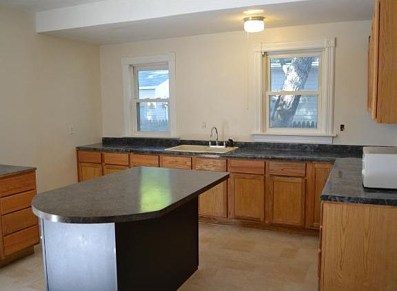 3rd image of 283 Nugent St