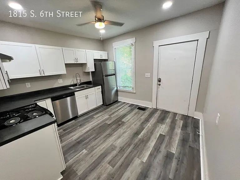 1815 S 6th St — Photo 8