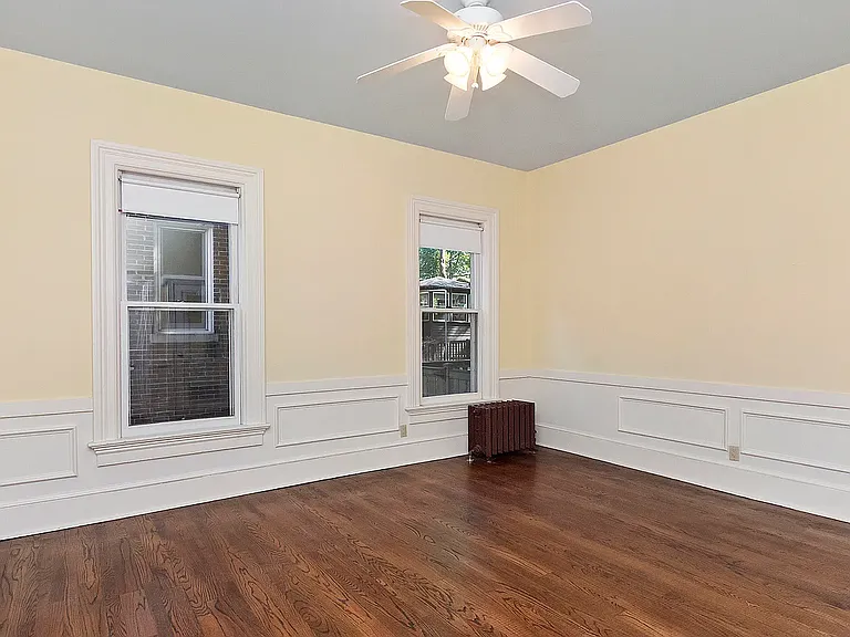 1228 Simpson St — Photo 6