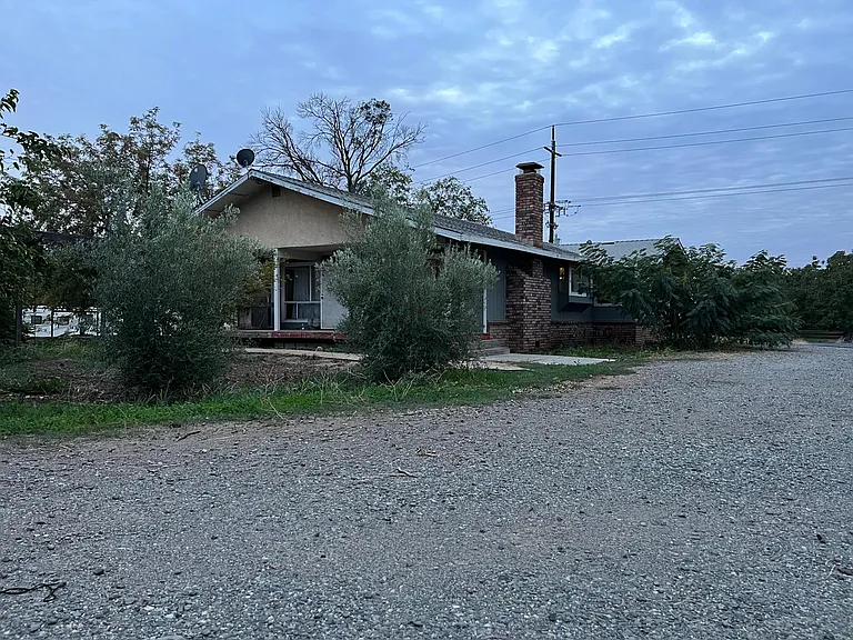 Meridian Rd — Photo 2
