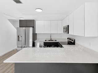 1611 NW 29th Rd #3, Gainesville, FL 32605